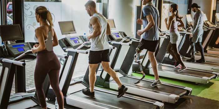 چرا دویدن روی تردمیل برای لاغری مؤثر است؟
